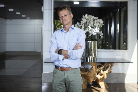 Brinsden becomes Patriot CEO, moves to Canada