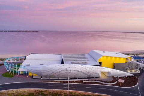 Dolphin Discovery Centre in administration