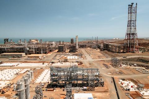 Woodside sells $2.1bn Scarborough stake