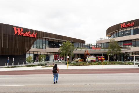 Scentre FY profit falls but income improves