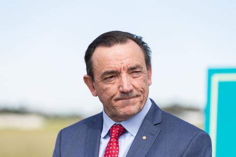 Peter Tinley to retire from politics