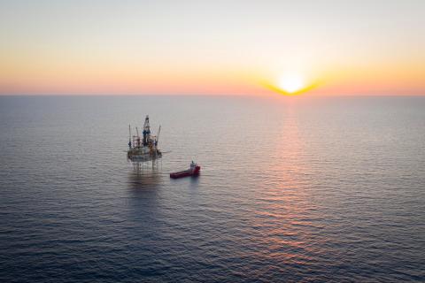 Lower base salary for new Carnarvon CEO