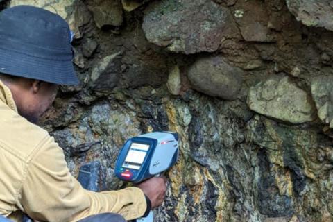 Estrella unveils 27km manganese trend in virgin Timor-Leste