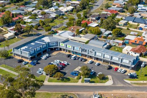 Bunbury shopping centre sells