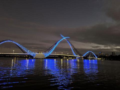 WA lights up blue for MND awareness