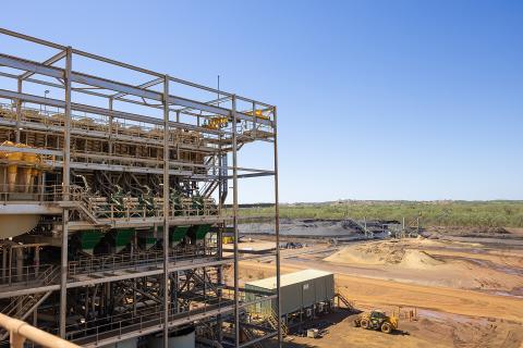 Miner tests sands of Broome time