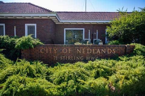 Nedlands mayor sorry over Insta post