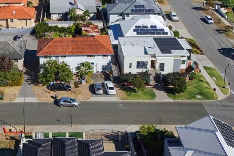 Como apartments sold