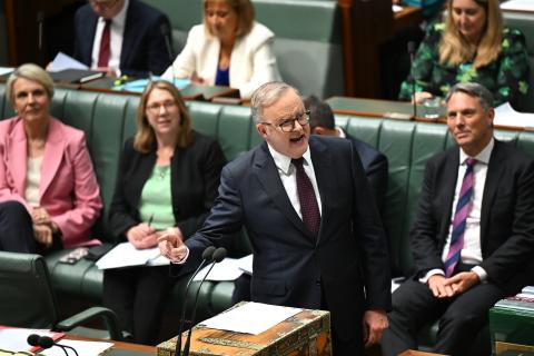 Greens deal struck to pass bills