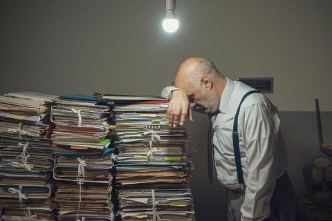 Gloating along the glide path