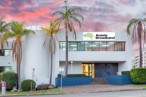 Aussie Broadband.