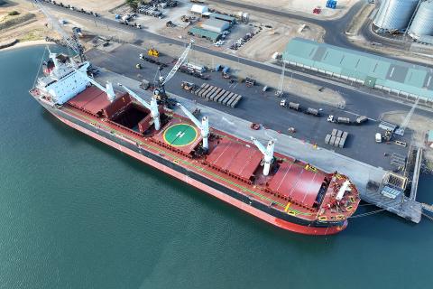 A bulk carrier in Bunbury being filled up with silica sand. Photo: Southern Ports.