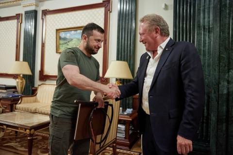 Ukrainian President Volodymyr Zelenskyy with Andrew Forrest. Photo: Minderoo Foundation.