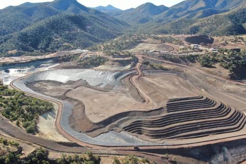 LARVOTTO_DRY STACKING_BULLSNBEARSWA