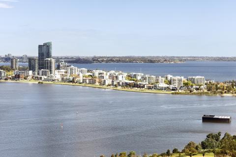 The South Perth foreshore. Photo: Michael O'Brien.