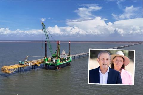 The Mardie salt project, with Roger Cook and Madeleine King inset.