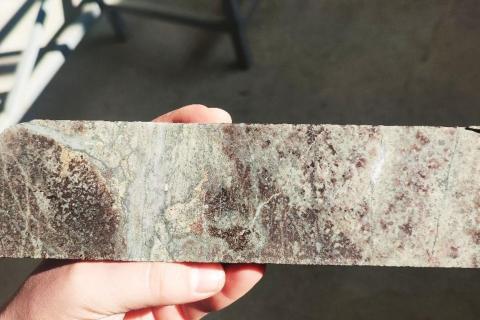 STRICKLAND_Jezerska Reka_BULLSNBEARSWA