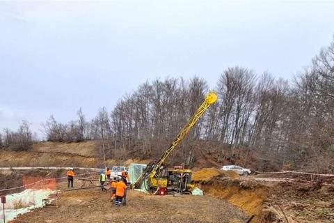 STRICKLAND_STK_Au_ROGOZNA_BULLSNBEARSWA_1440x960