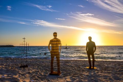 April Pine's sculpture Echo at Sculpture by the Sea, Cottesloe 2024. Photo: Richard Watson