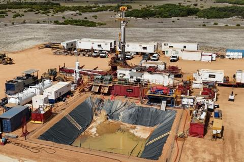 TRIANGLE_BECOS-1_BULLSNBEARSWA (1)