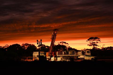 ORA BANDA_DAVYHURST_BULLSNBEARSWA (1)