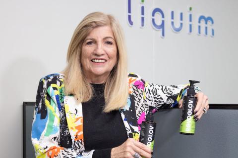 Sheryl Frame is optimistic there’s a worldwide market for RevoGlov. Photo: Michael O’Brien