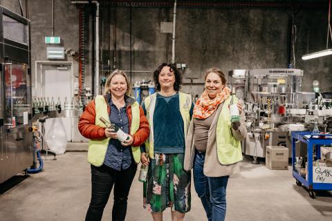 Kate Morgan, Nat Burch, Amanda Whiteland at Howard Park. Ovis Creative