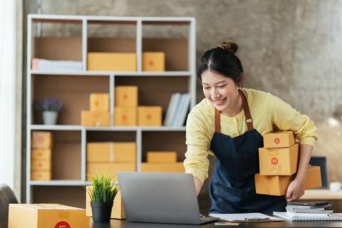 With access to the right resources, women can thrive in entrepreneurship. Photo: PaeGAG