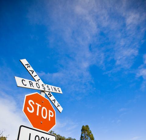 The freight rail network extends about 5,000 kilometres.