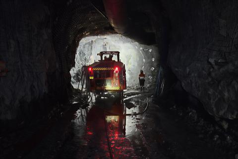 KAISER HENTY UG Au BULLSNBEARSWA 1440x960