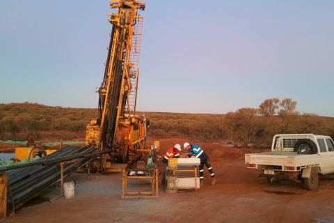 GREAT SOUTHERN MINING DRILL RIG 2 BULLSNBEARS 1440 x 960
