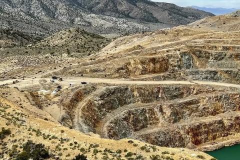 Colesseum open pit