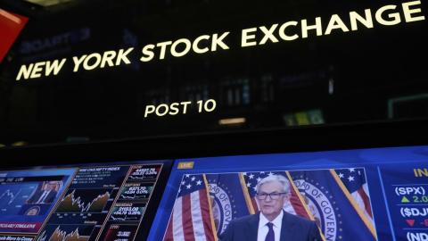 Wall St mixed with Powell in spotlight for rate outlook