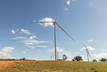 Keeping the lights on during solar, wind droughts