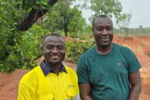 AURUM AUE BOUNDIALI Au BULLSNBEARSWA