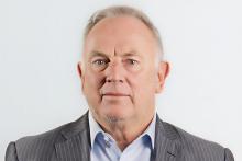 AURUM AUE R_SIMPSON BNBWA