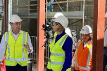 Premier and Health Minister tour hospice. 