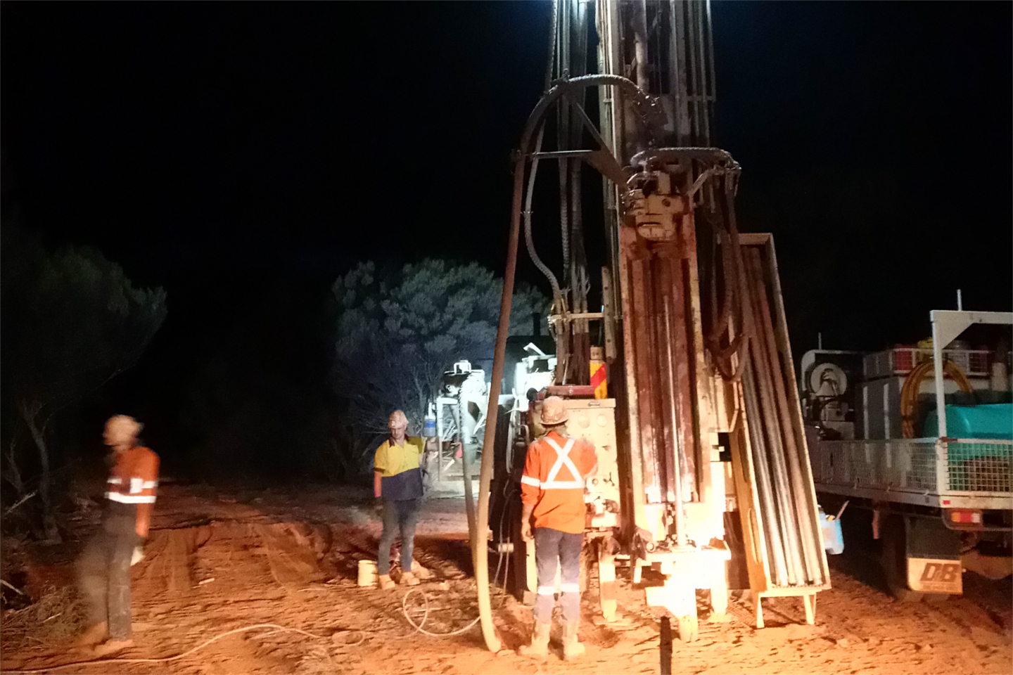 Middle Island identifies numerous gold targets in WA