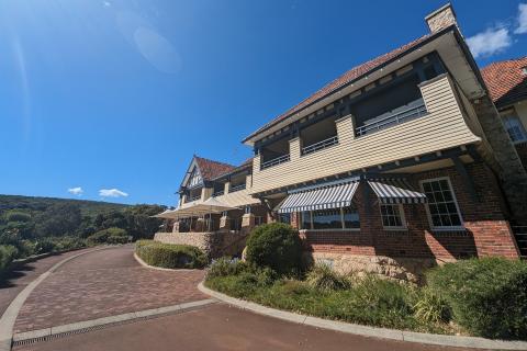 caves house