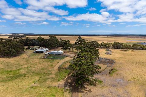 The Manypeaks farm was settled in February. Photo: Cotality