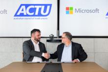 Joseph Mitchell, Acting Secretary of the ACTU and Steven Miller, Area Vice President, Microsoft Australia & New Zealand sign the Framework Agreement